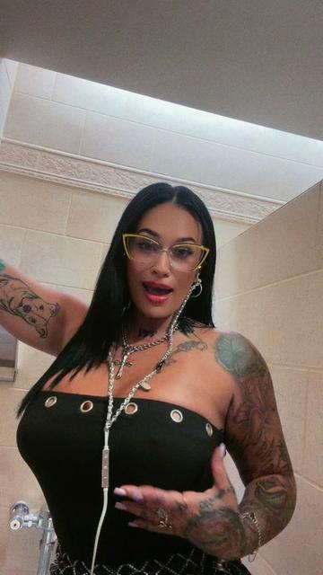 @theonlydestineemarie