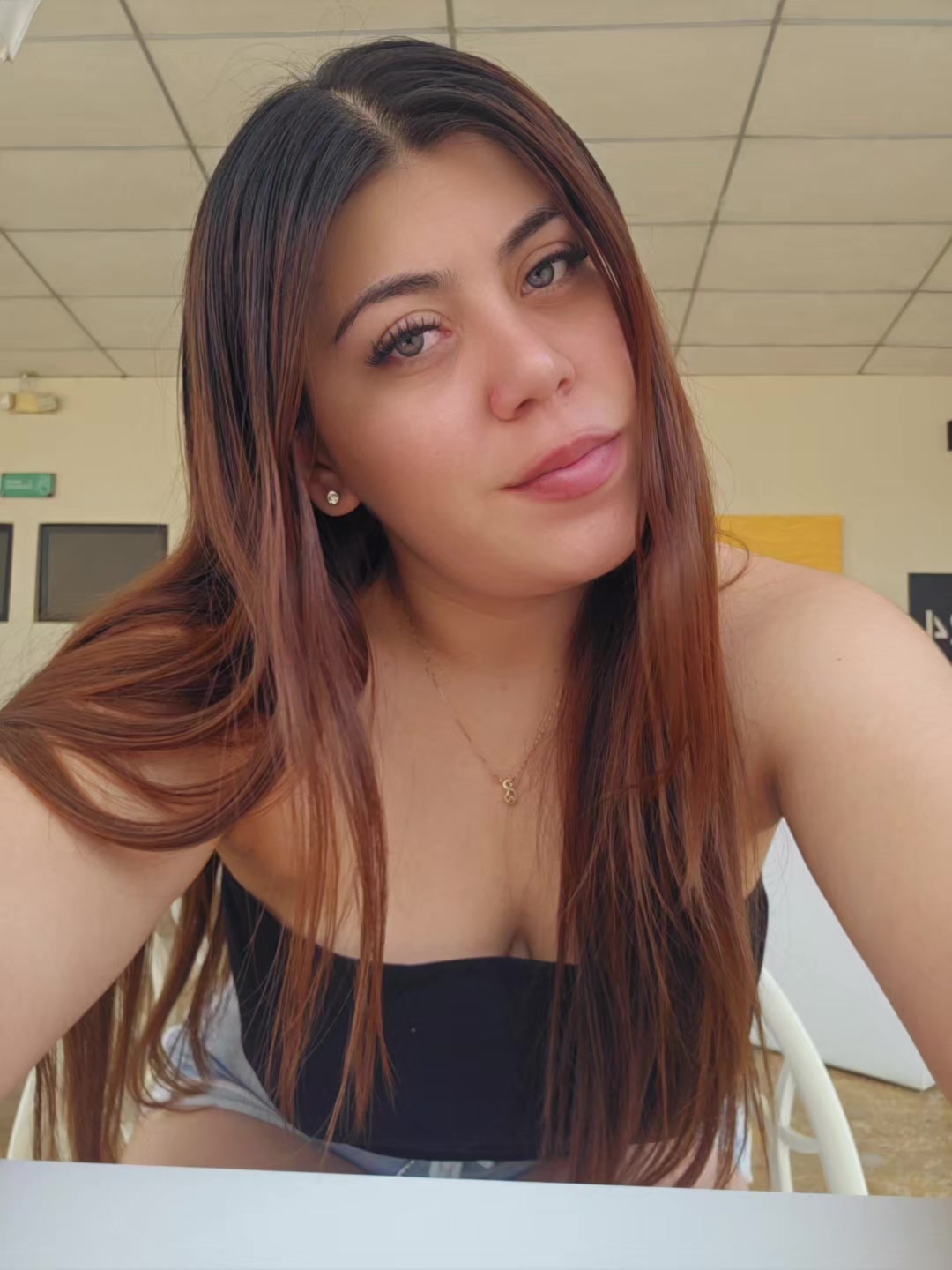 @🐝Alejandra🐝
