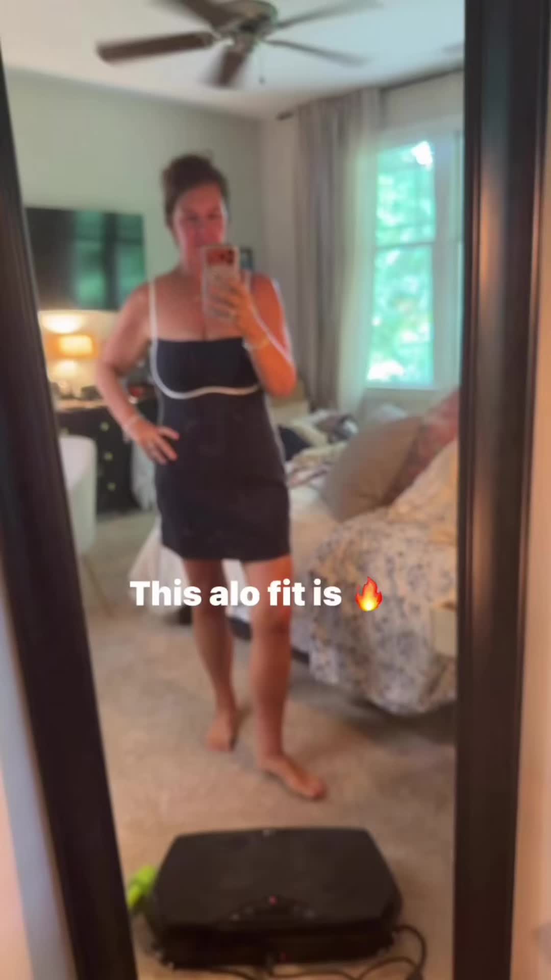 @SarahOlivia