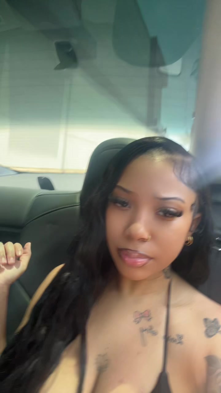 @milliondollanae._