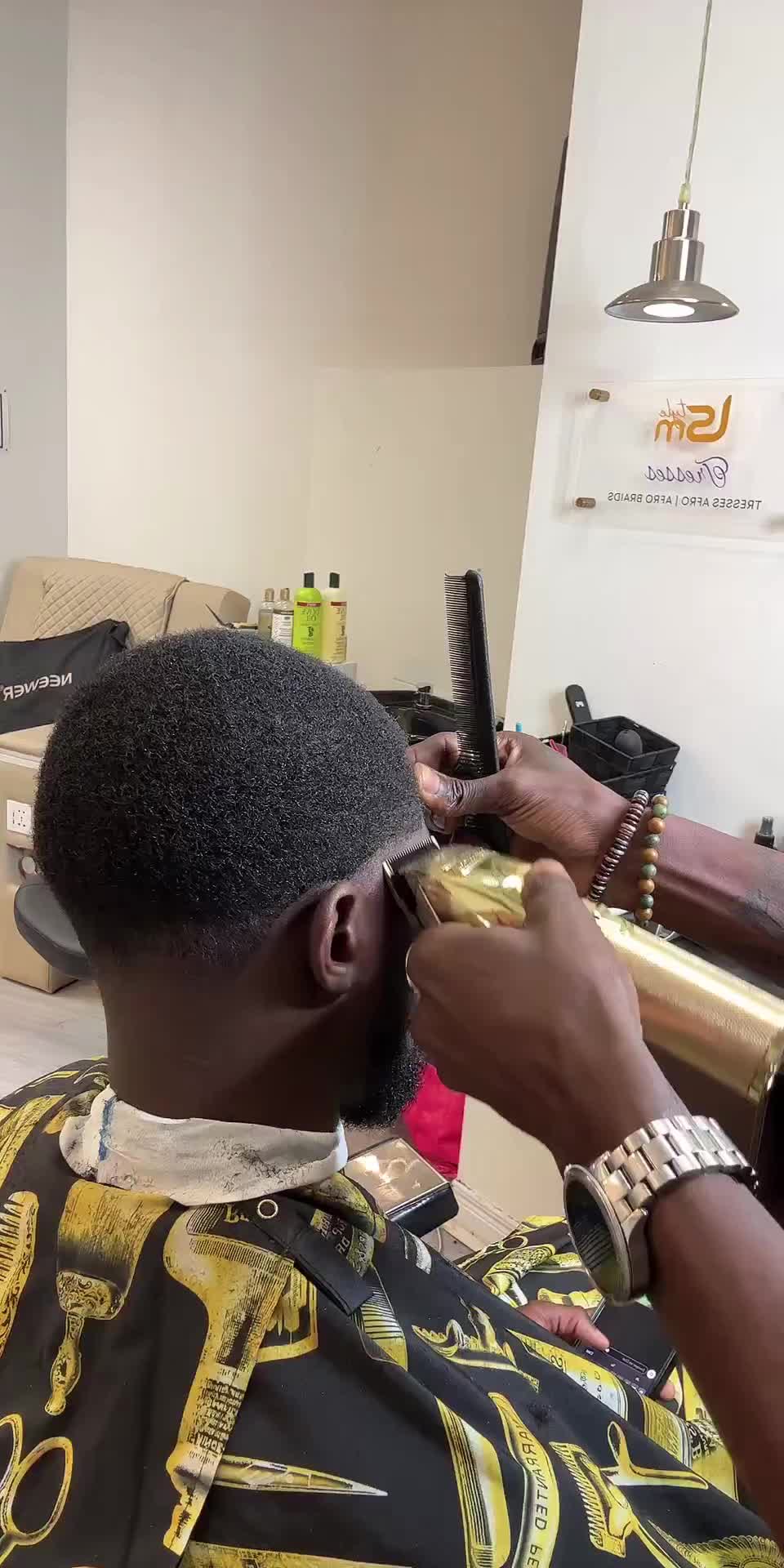 @The Magik HandZ💈