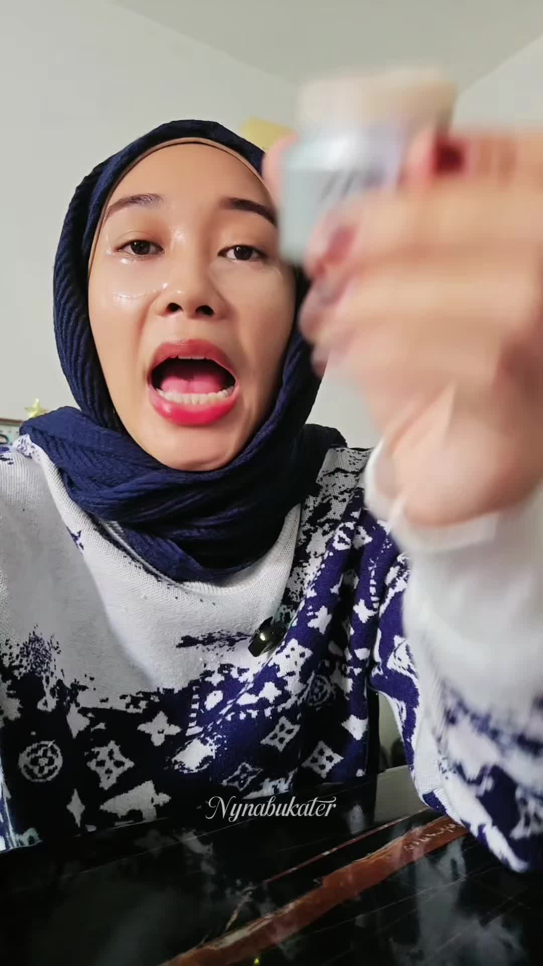 @Nynabukater