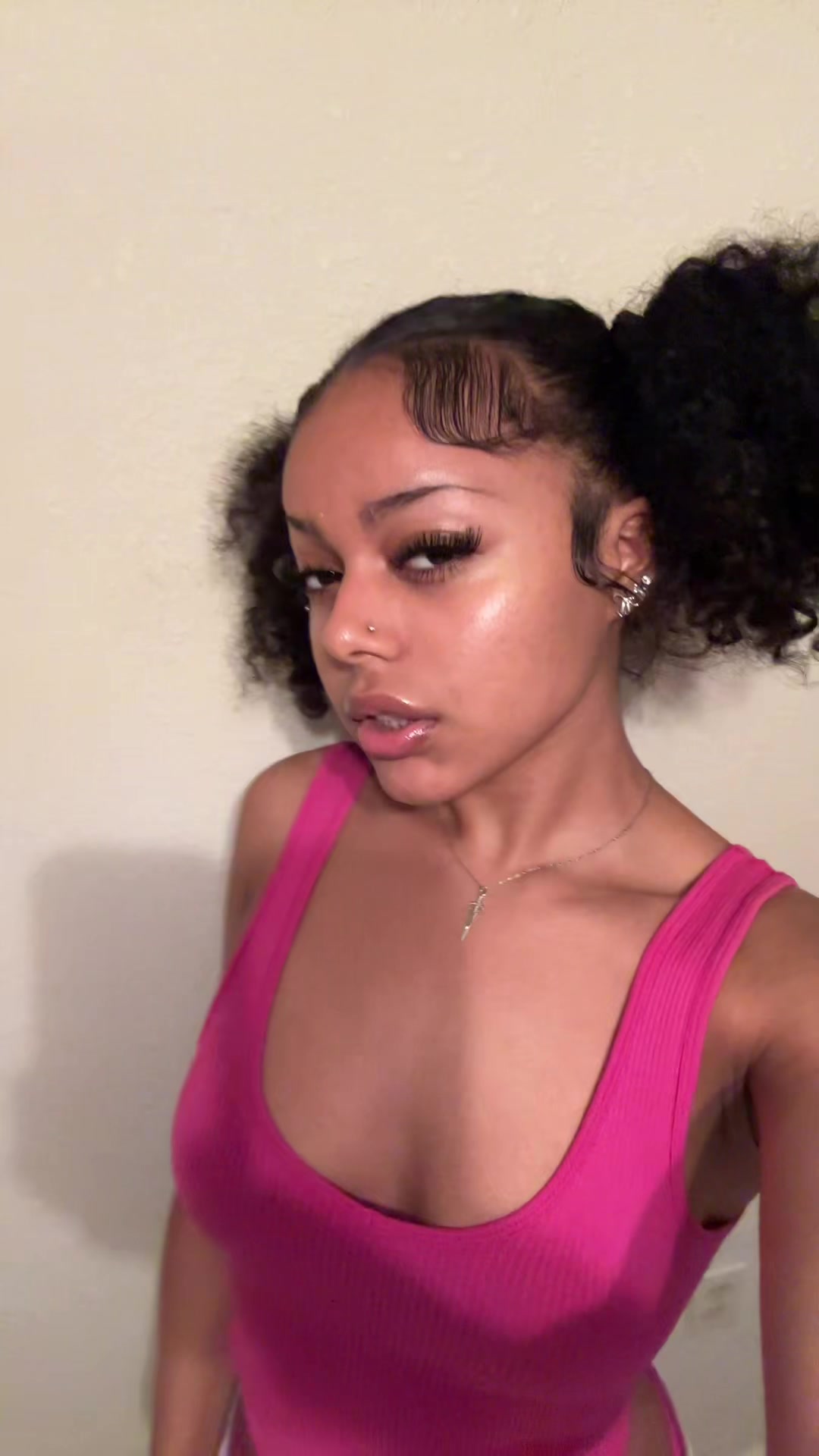 @uneedrayy