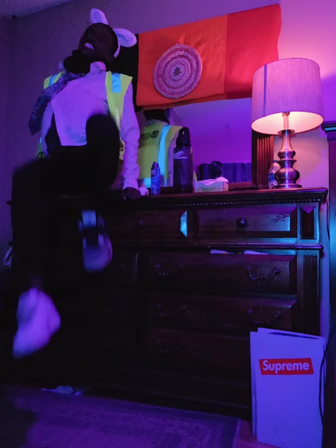 @Besikii