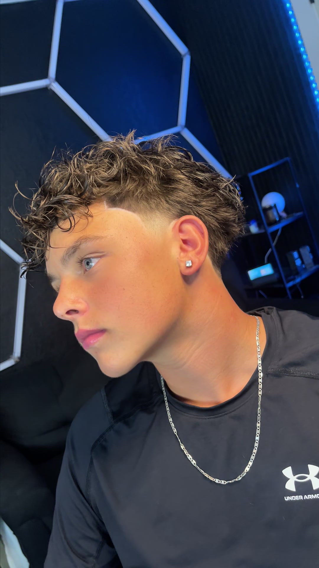 @Chattanooga Barber&bull;Cris Robles