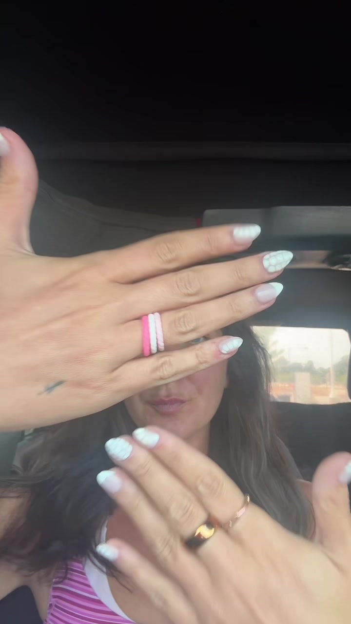 @mackenzilind