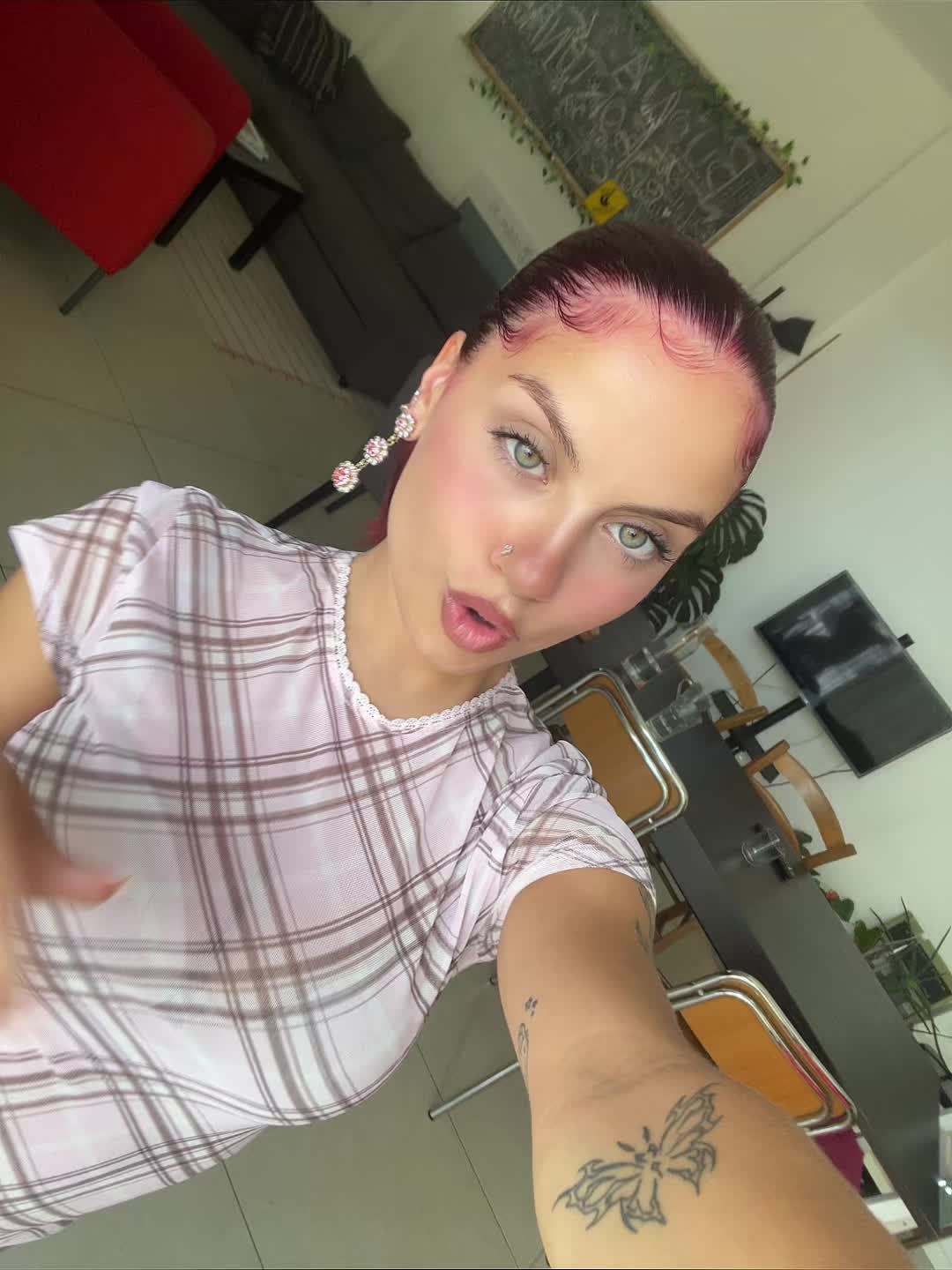 @𝖆𝖑𝖊👼🏼
