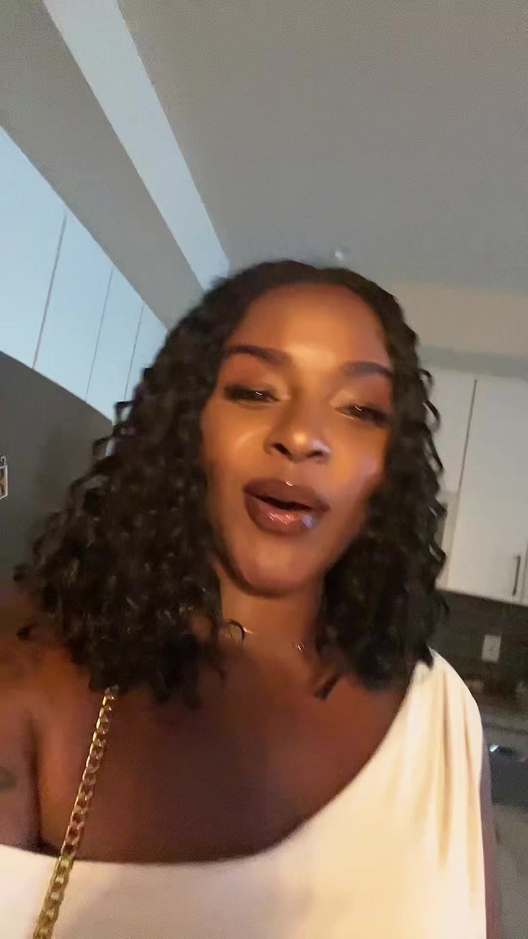 @zoeyasherbeauty