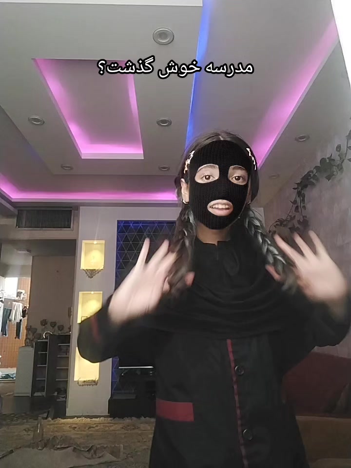 @Nini