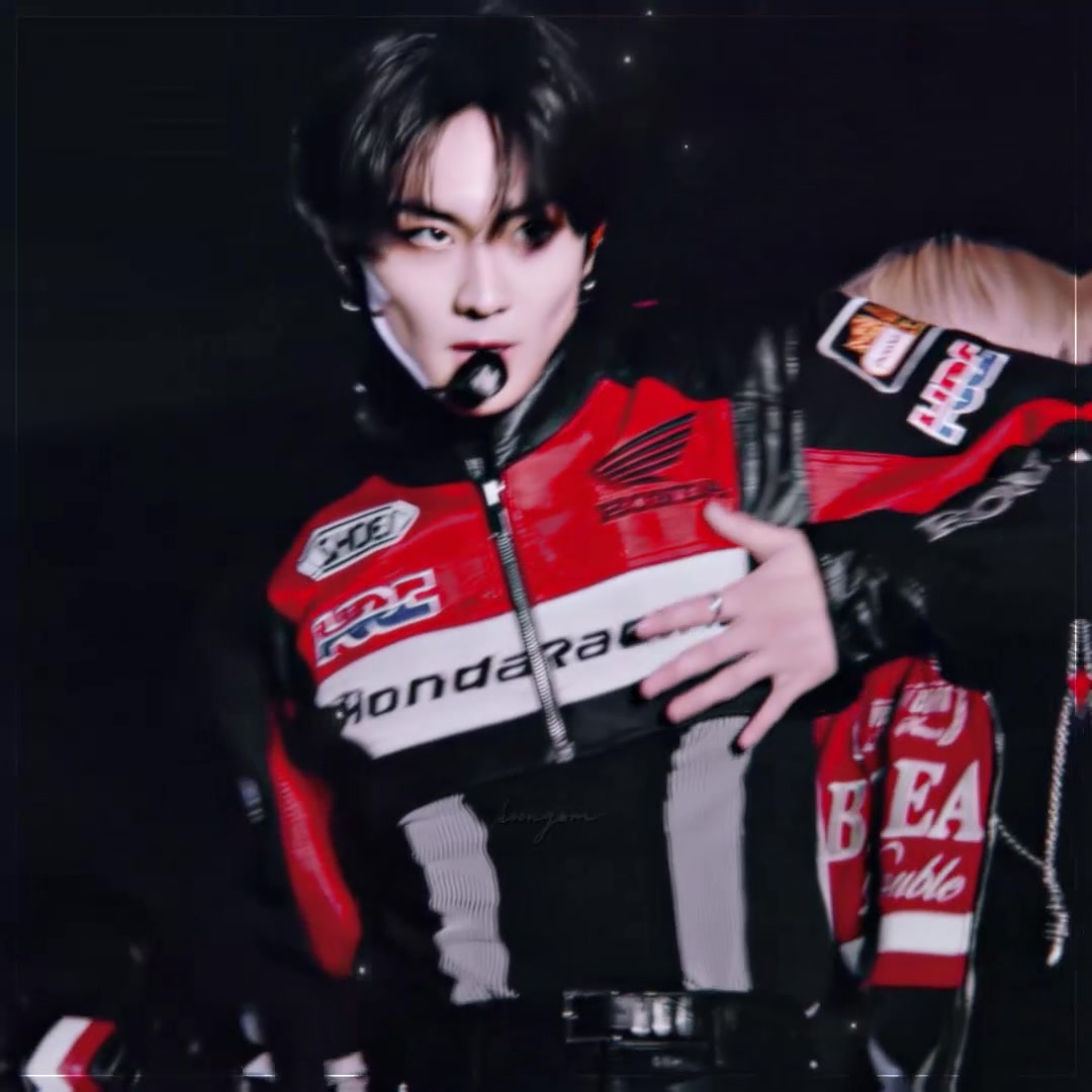 @๐๐๐๐๐ โพ