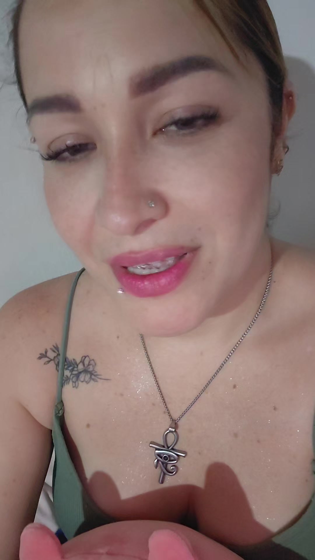@Den