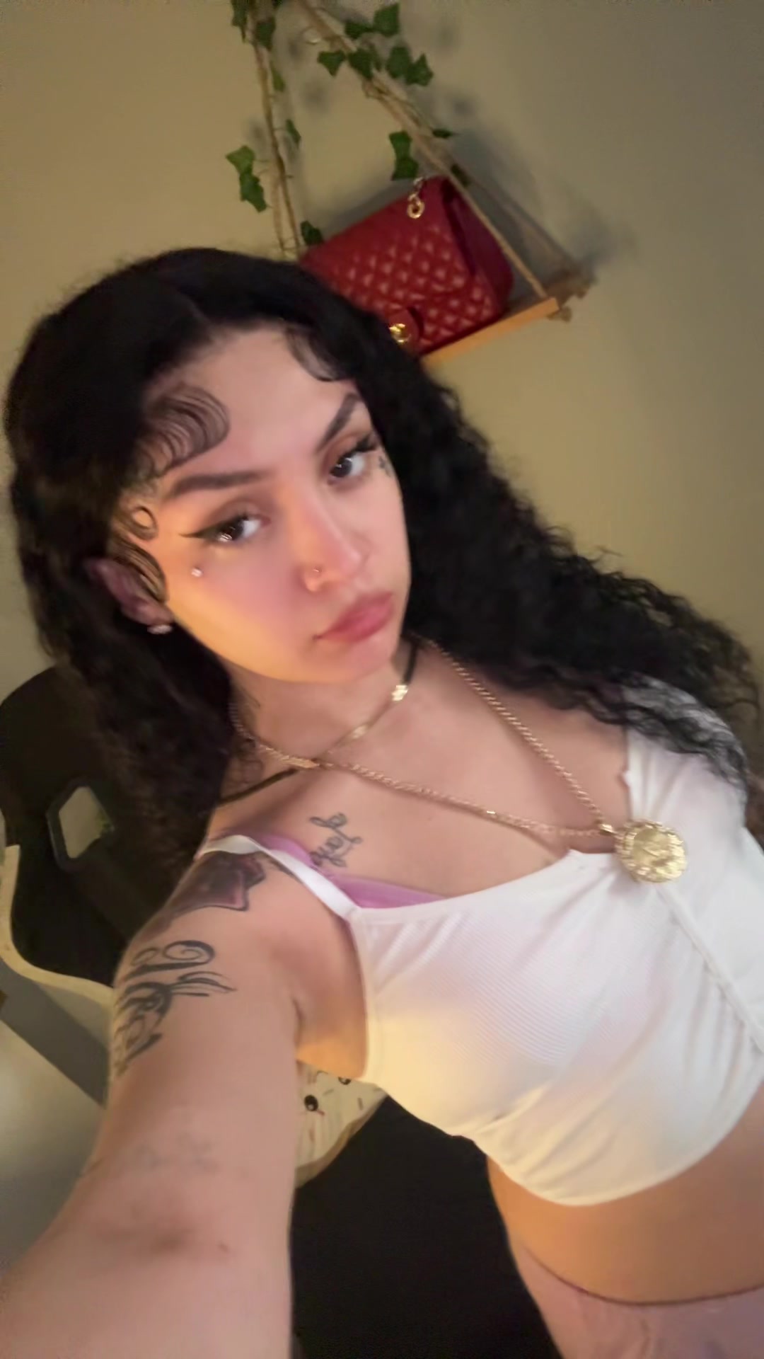 @HU$TLE 🧨