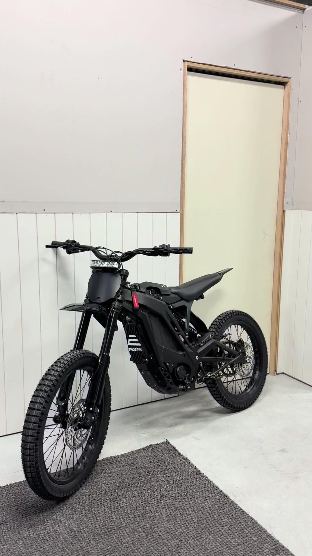 @erider_Jax
