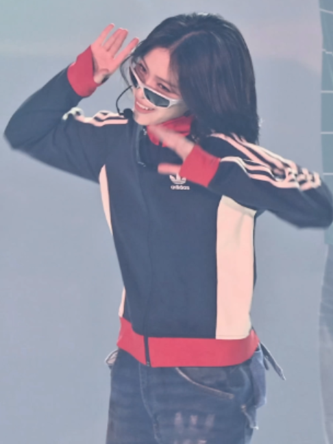 @𝑹 𝒀 𝑼