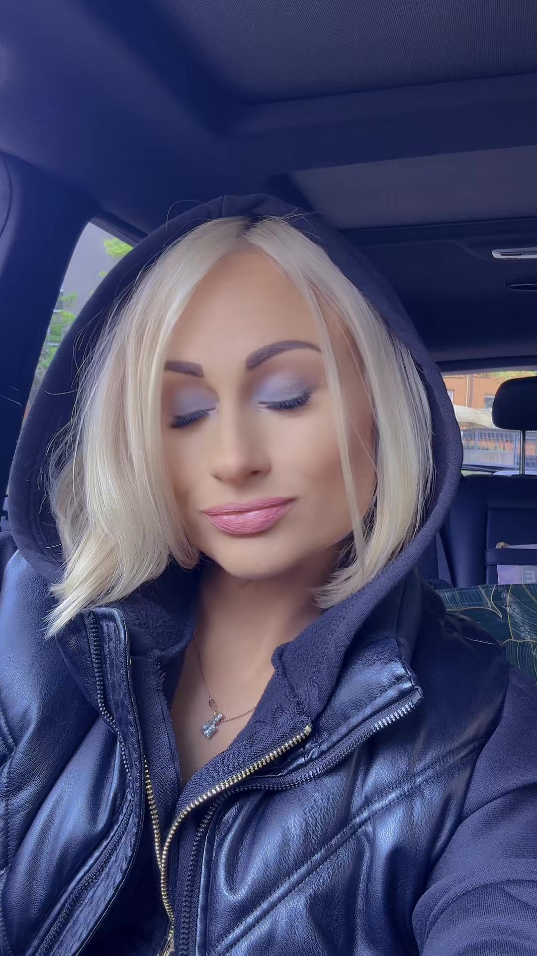@Mari Корыстная Особа😜