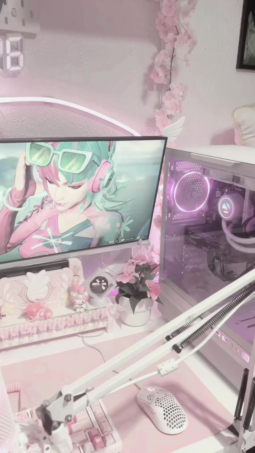 @⋆｡˚ ✩ Strawberry ⋆｡˚ ✩