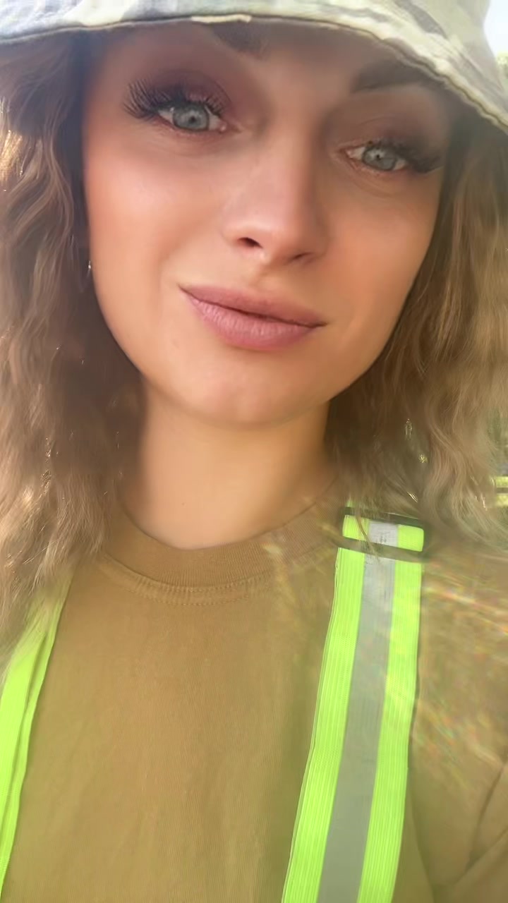 @Alina Shydlovska