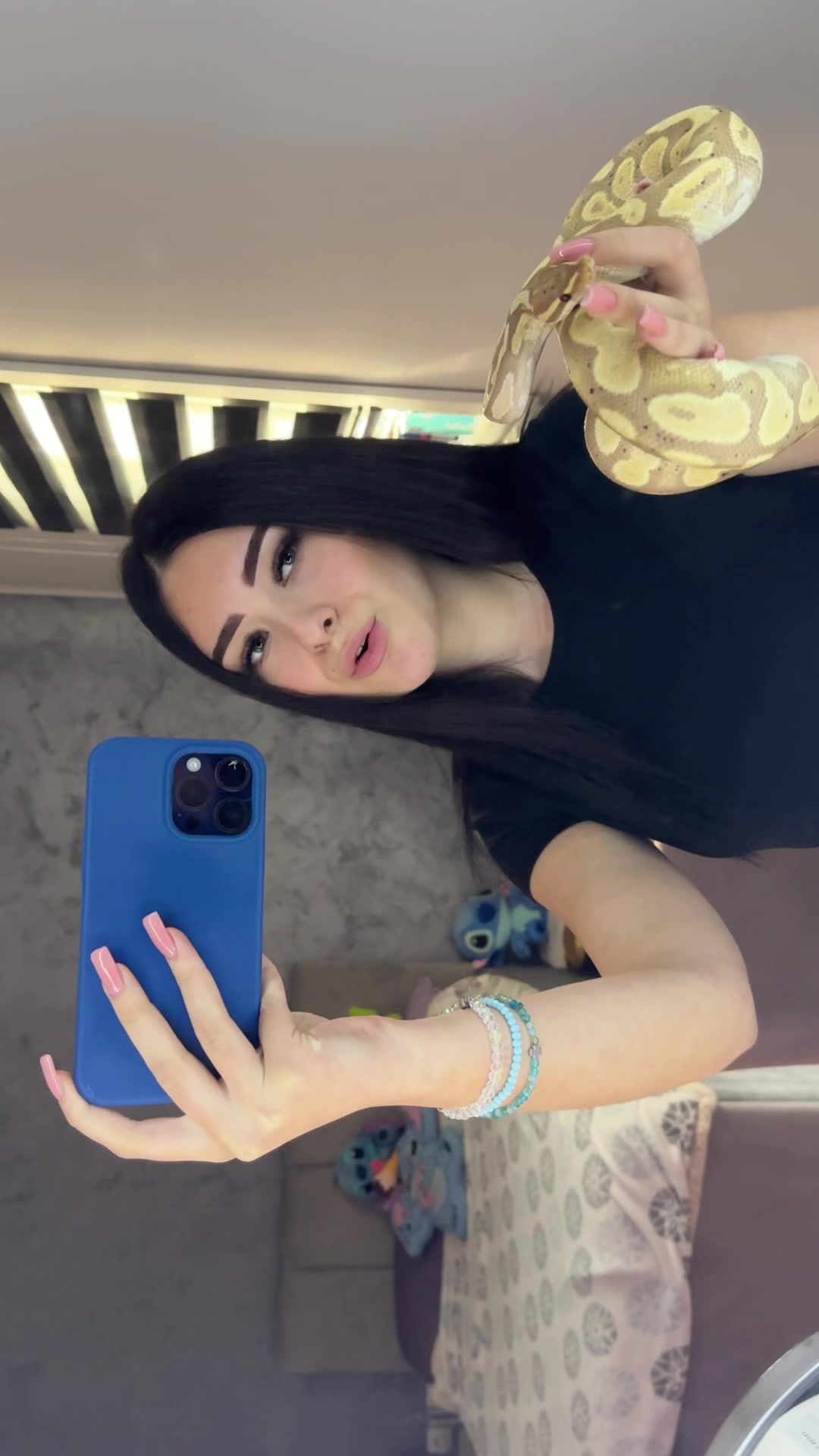 @MM