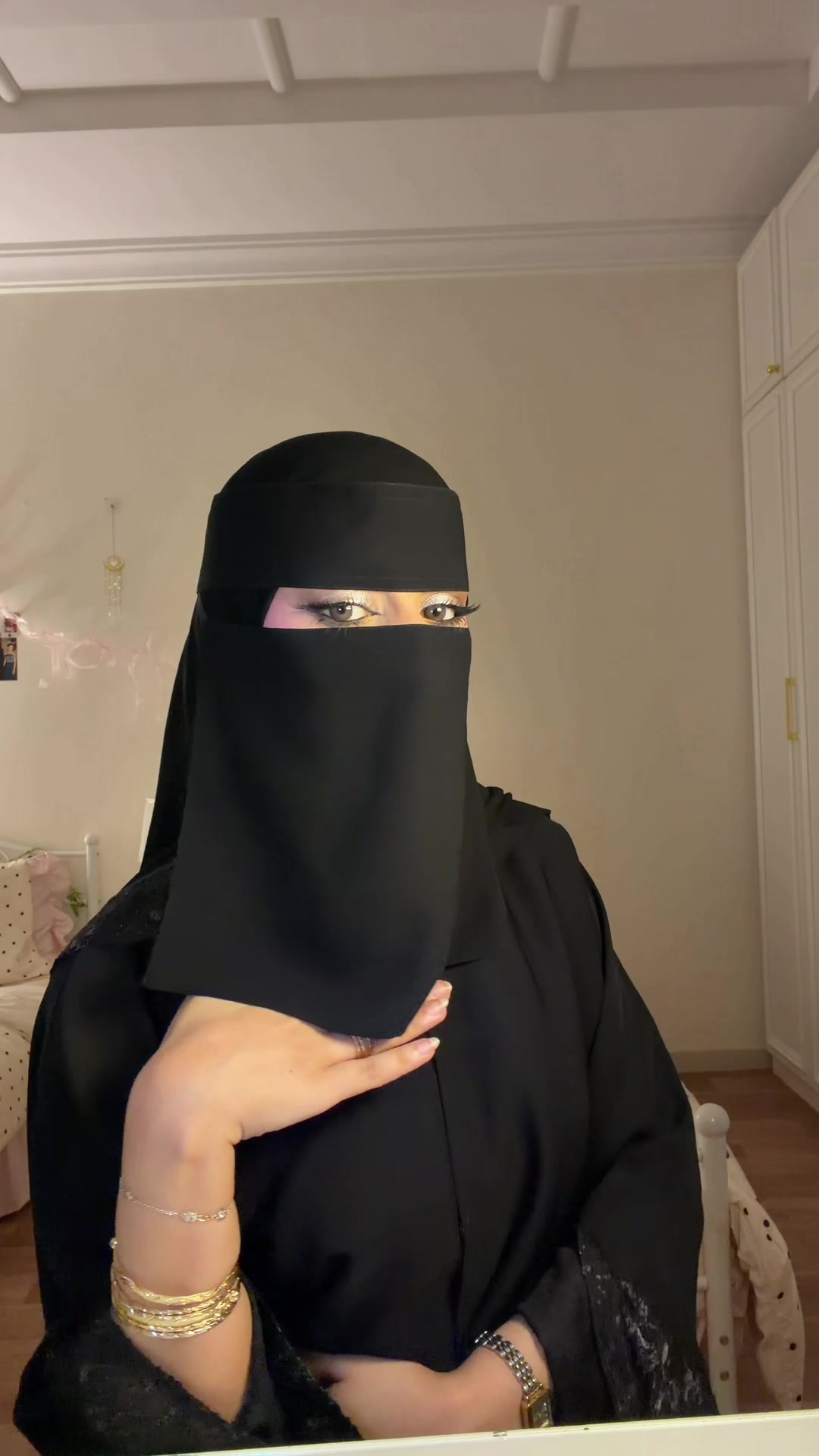 @𝓡𝓪𝓷 ౨ৎ