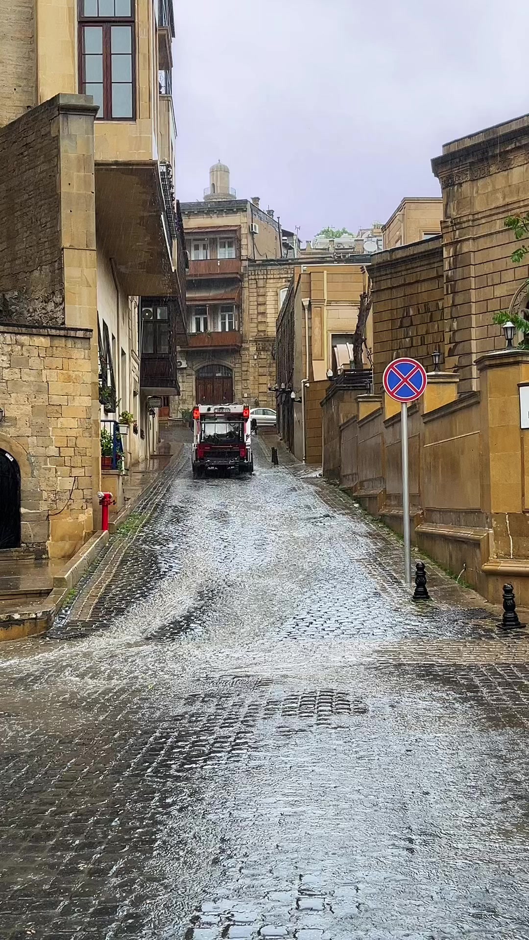 @travelsbaku