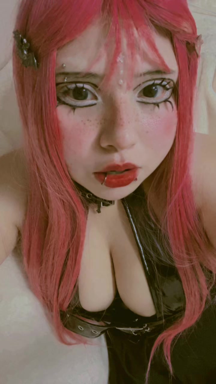 @Val :3