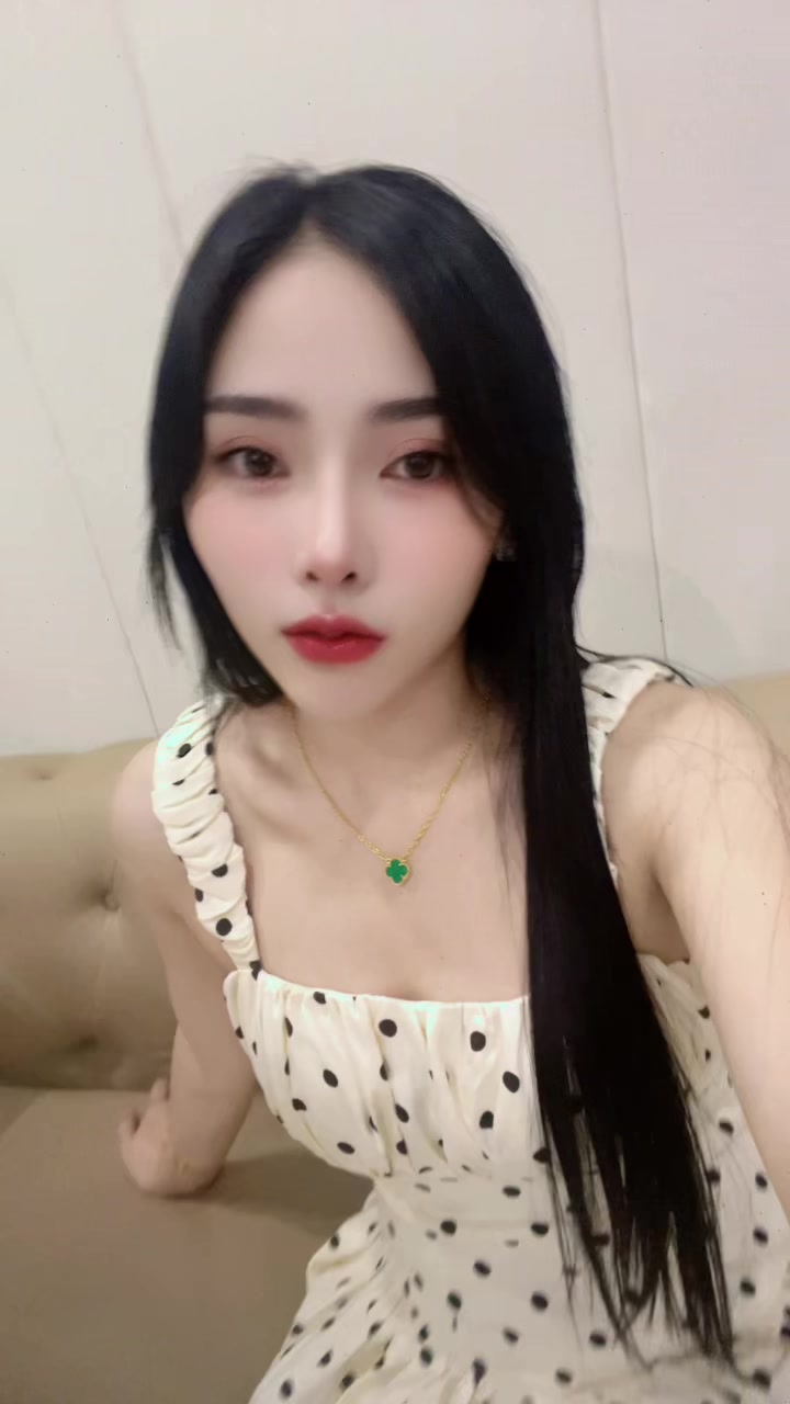 @Em hàng💎