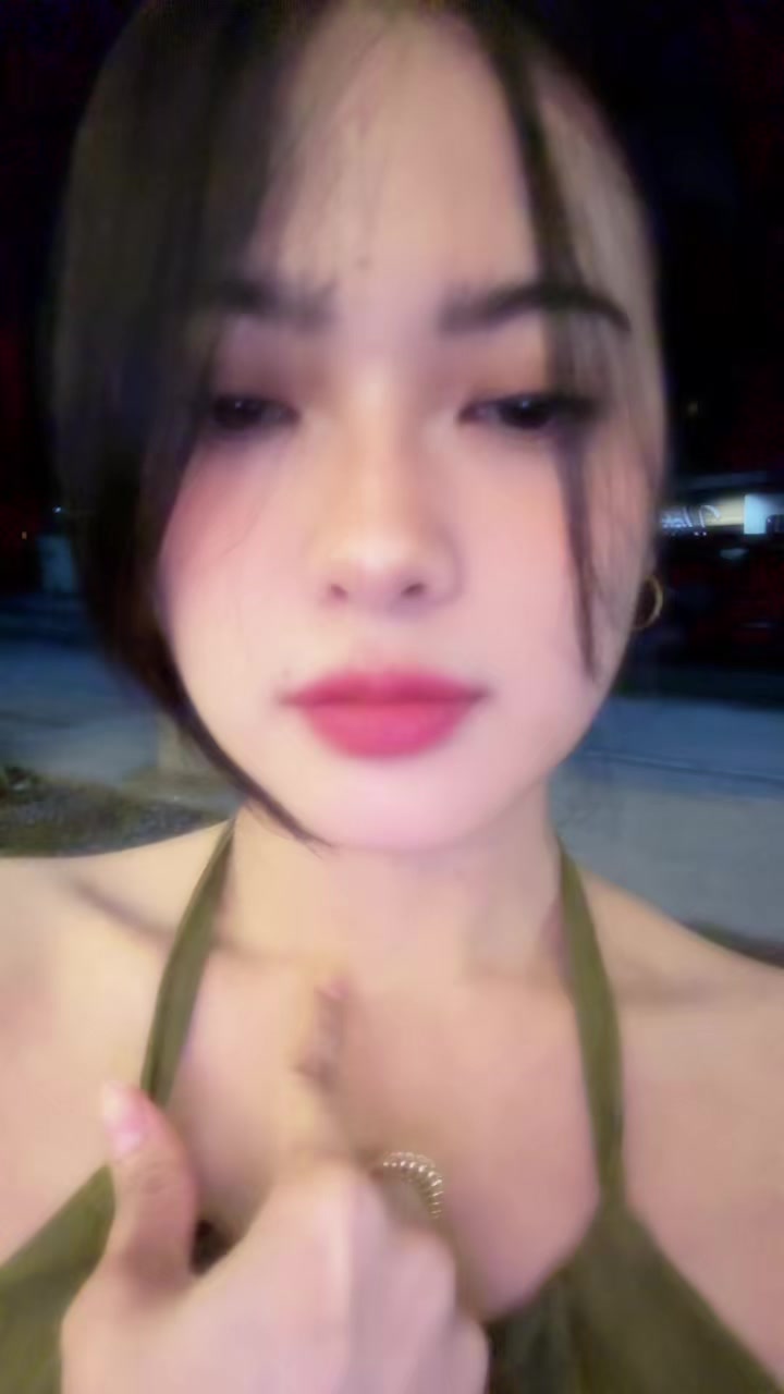@Vntclla