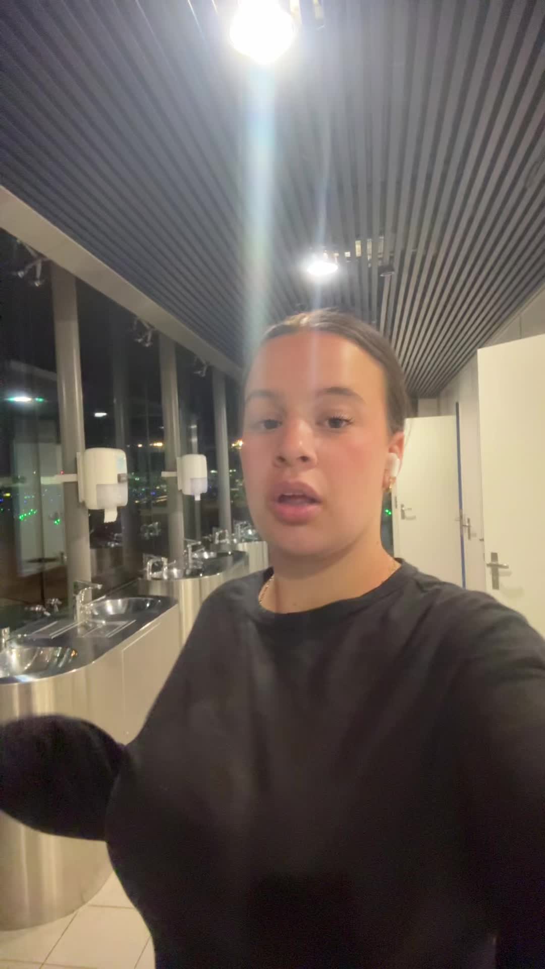@tamira