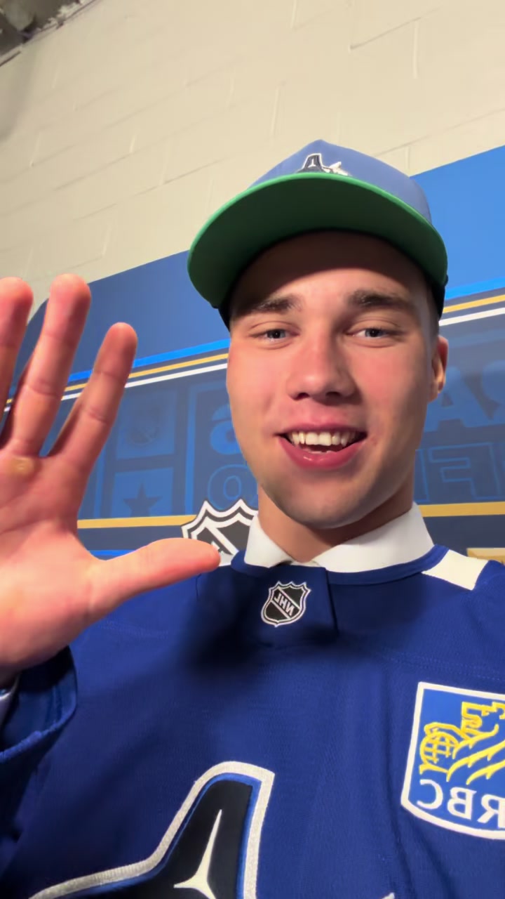 @Canucks