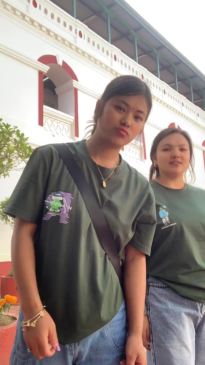 @एलिना दर्लामी ᥫ᭡