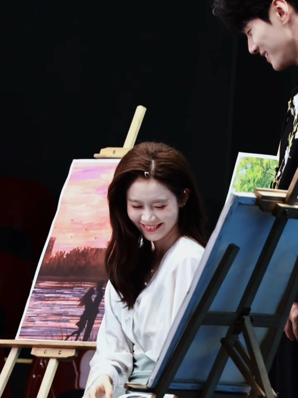 @𝐊ẹ𝐨 . 𝐁ô𝐧𝐠 . 𝐍𝐡ỏ ᥫᩣ