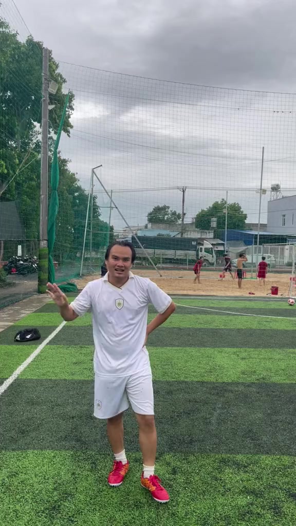 @Thầy Tân Sports