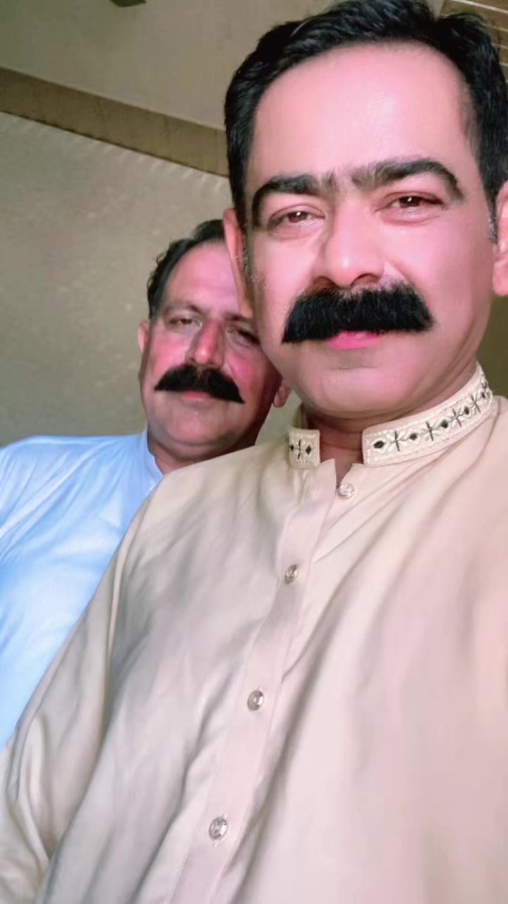 @Roy Aamir