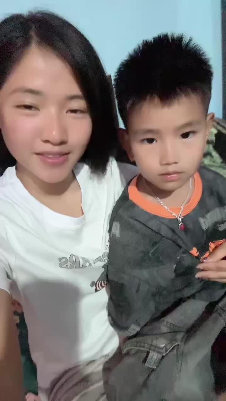 @Sneha._. 🧷