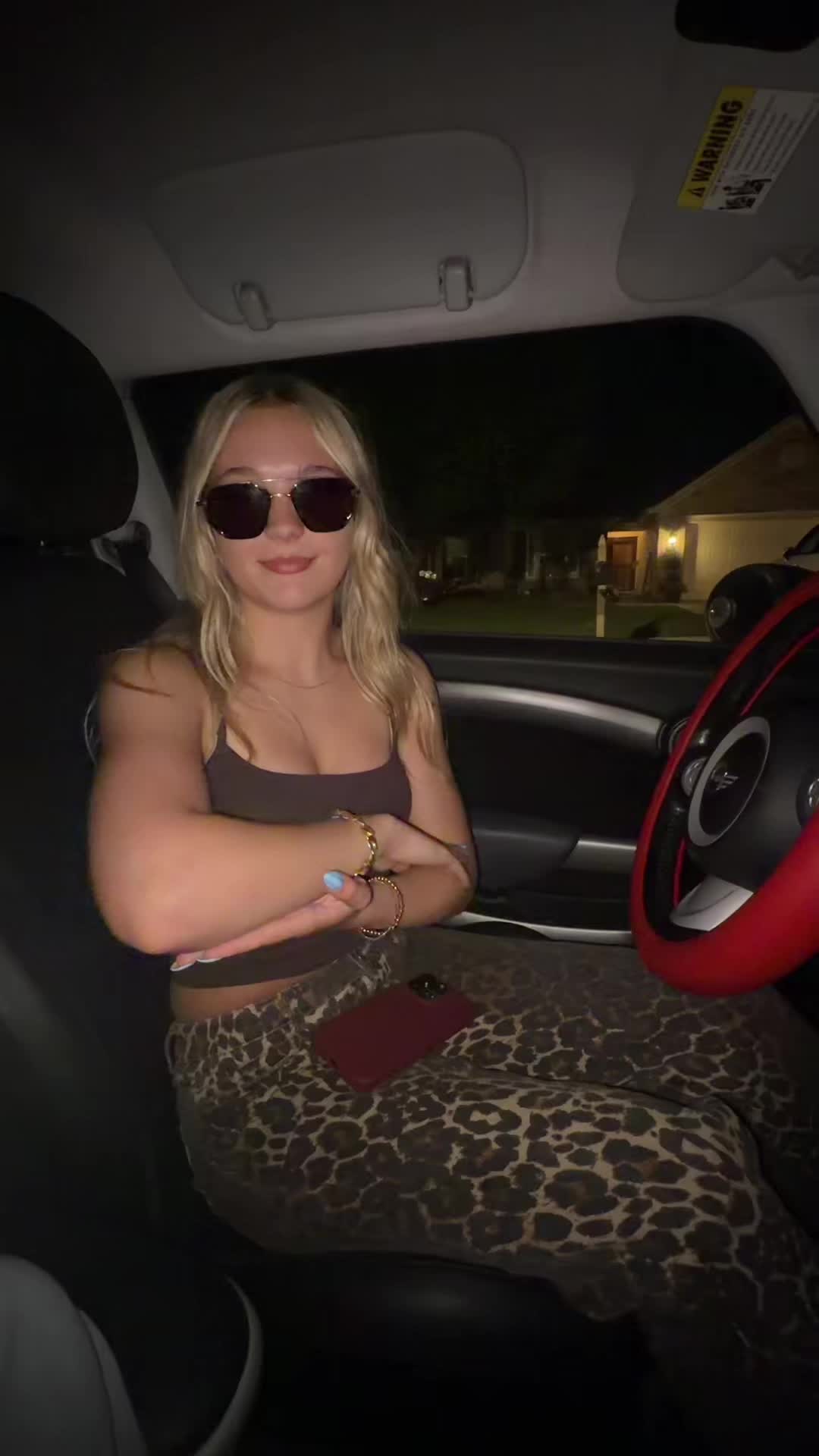 @sarriforpartyyrockinn