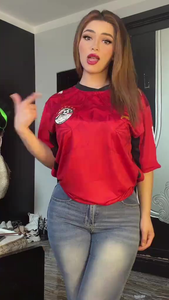 @جميلات الفن