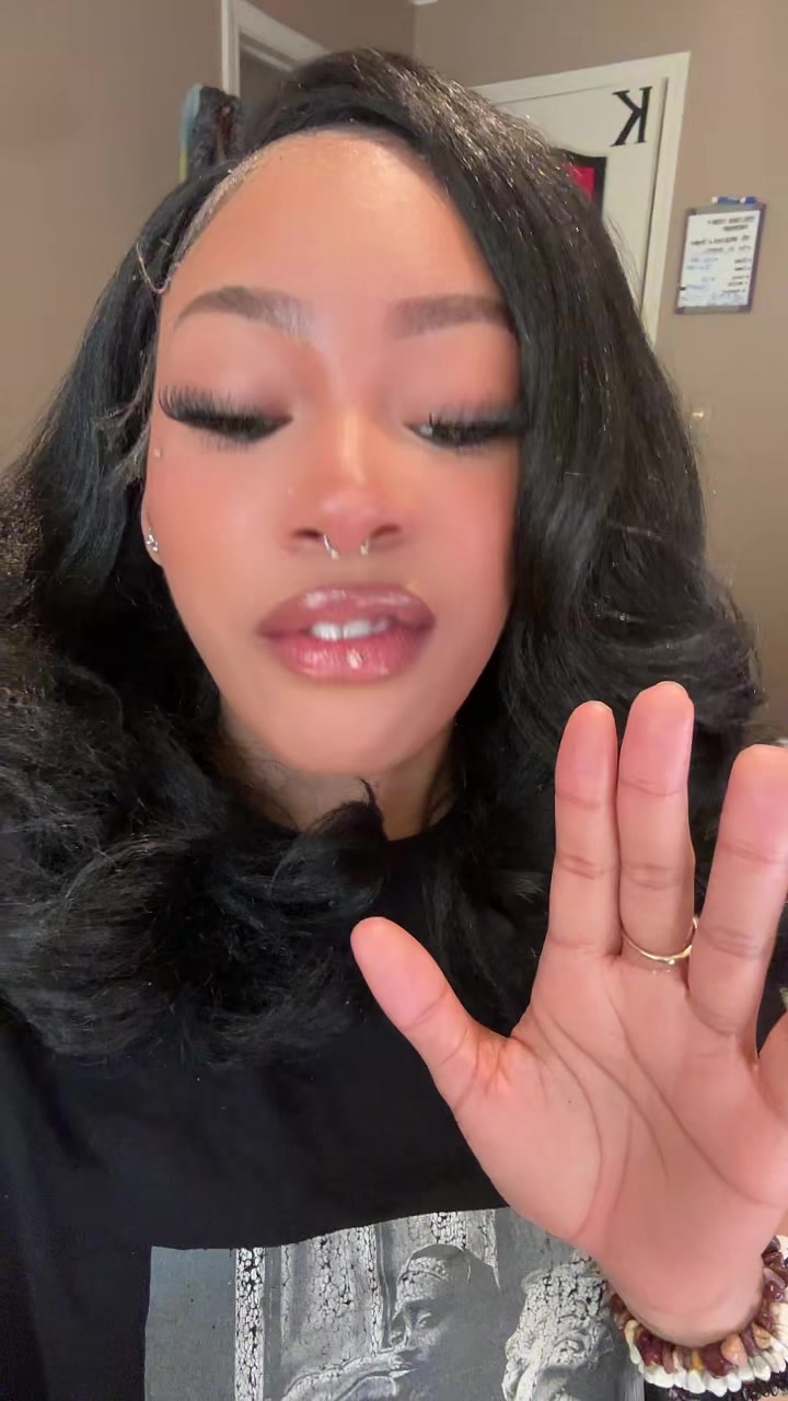 @_kymoraa