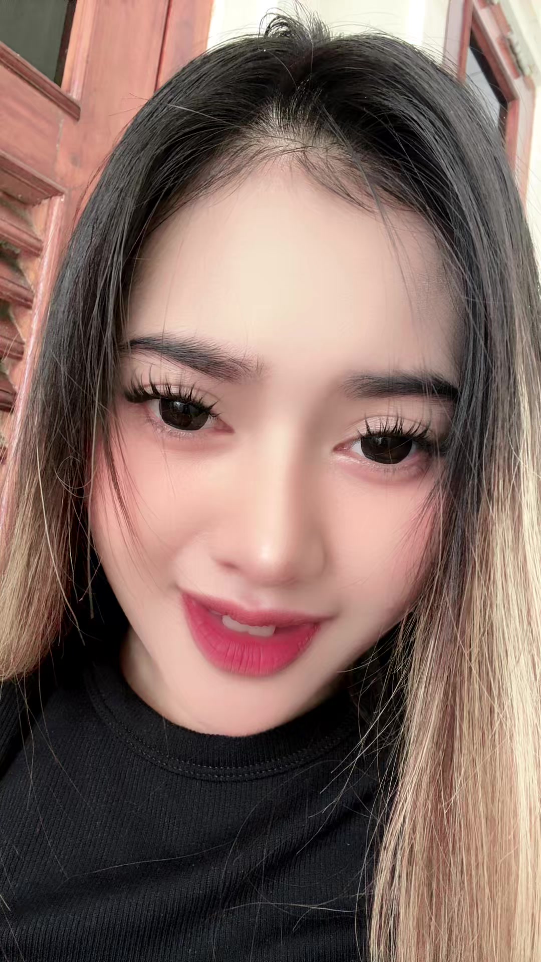 @Laura Beauty🌹