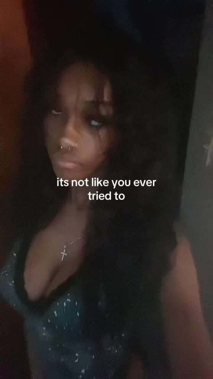 @⃟