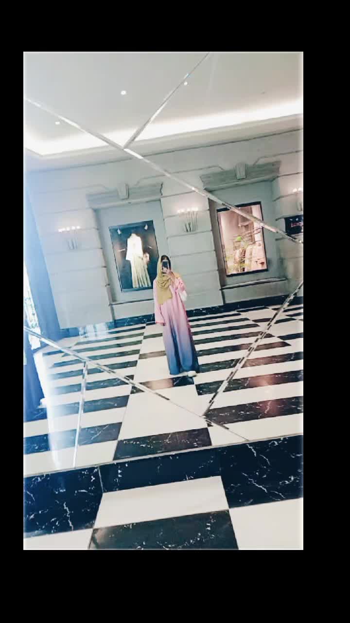 @꧁ Areeѕнa Meнar ꧂👑