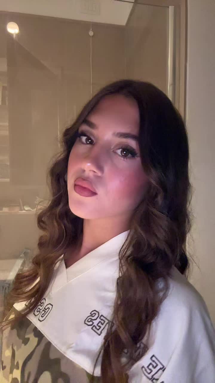 @𝐄𝐌𝐌𝐀💫