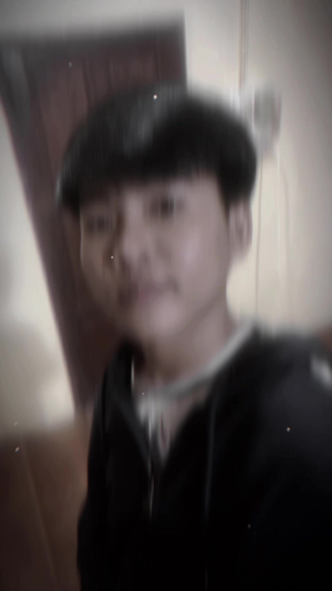 @𝓐𝓸𝓶_𝟏𝟎