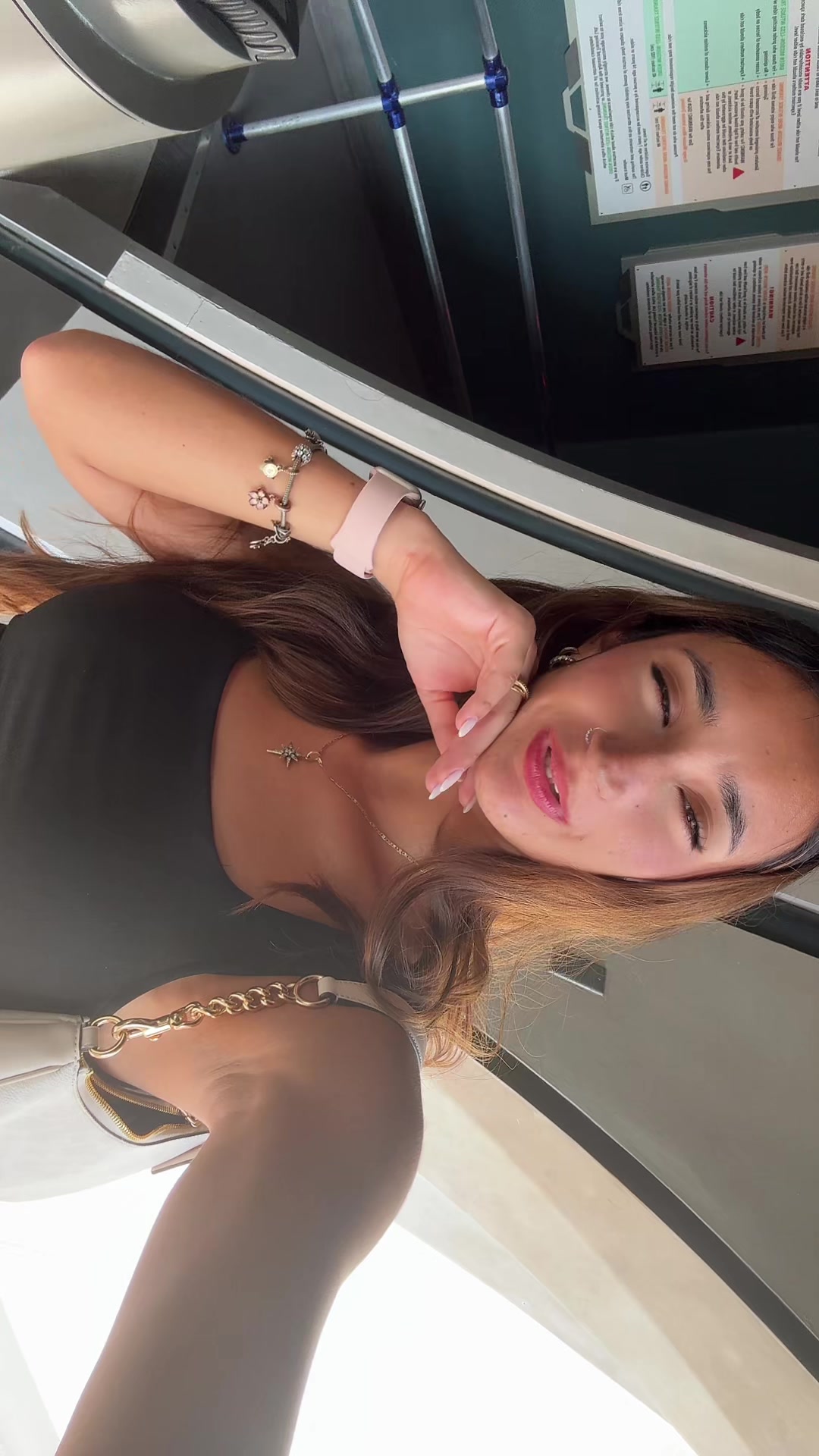 @Daniela Tequia