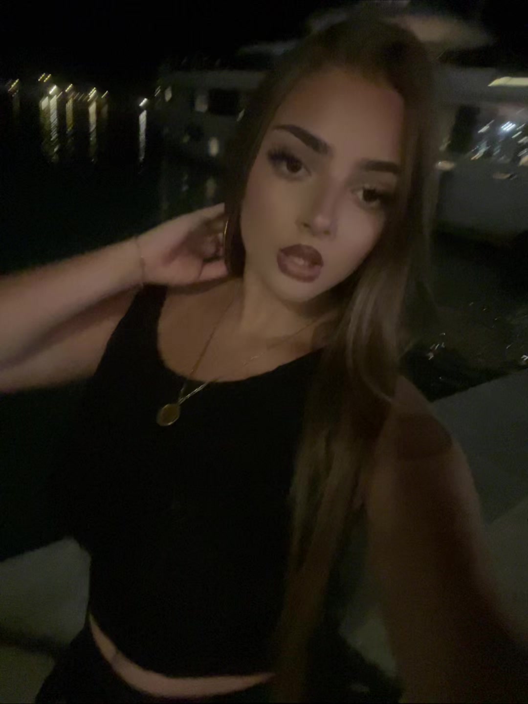 @gloriaa