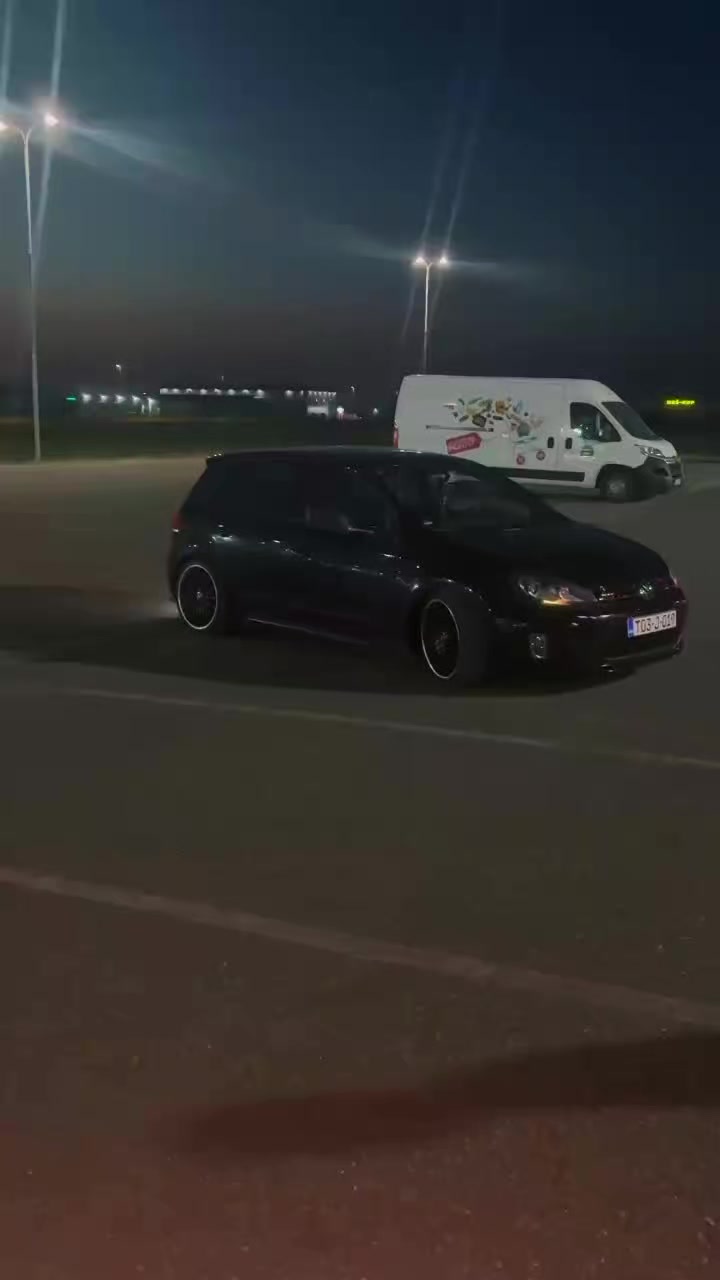 @revvedcars