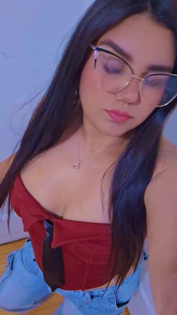 @lorii🍓👑🇻🇪🇺🇸🩷