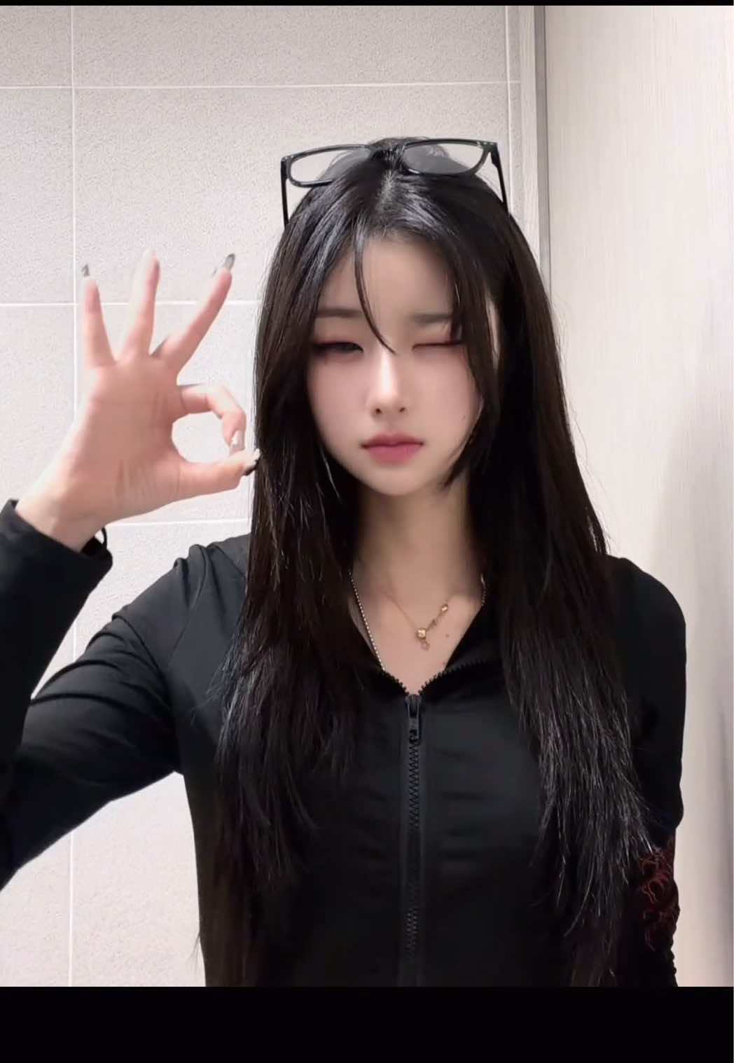 @初 戀 (초련)