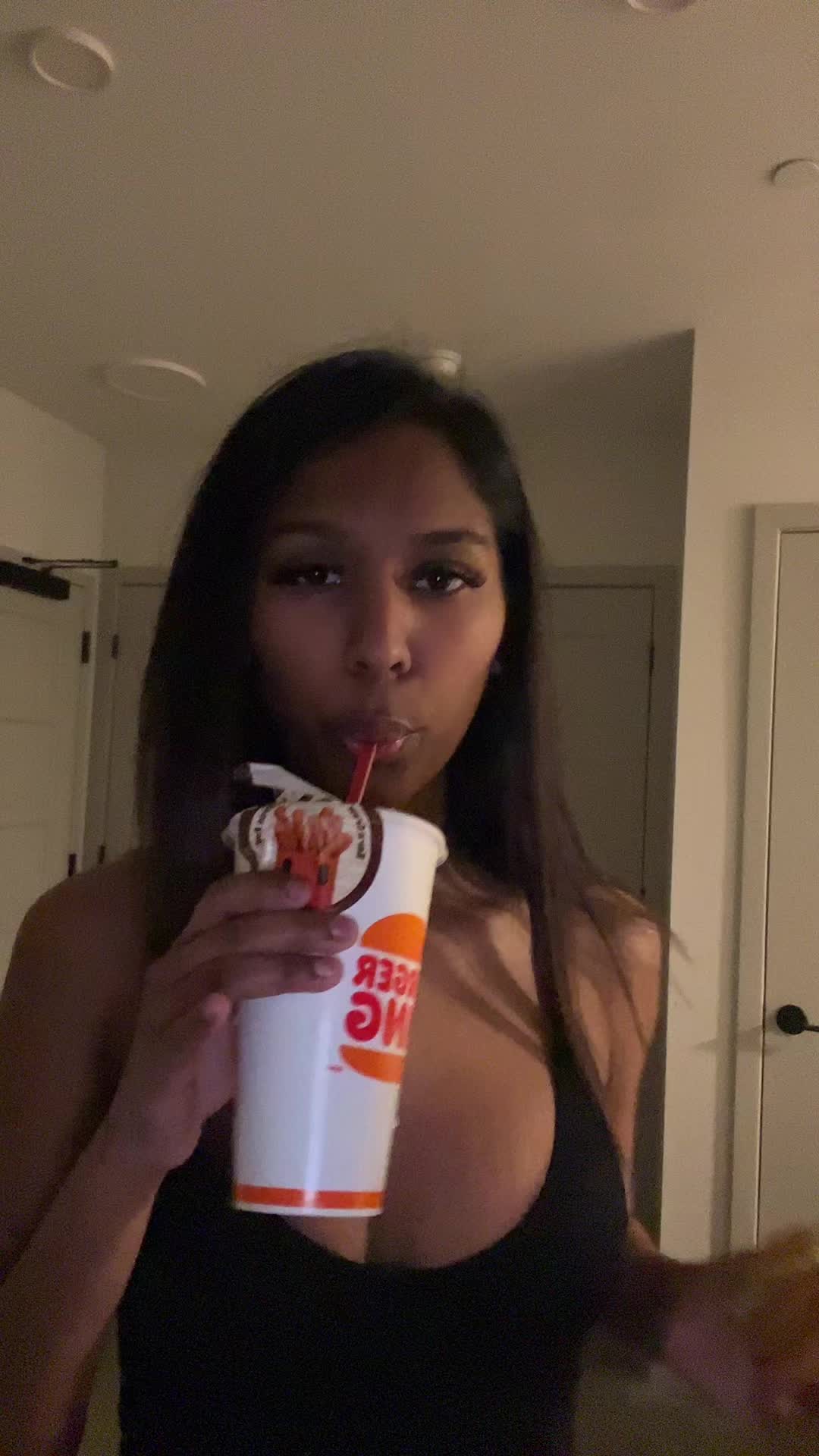 @nikol