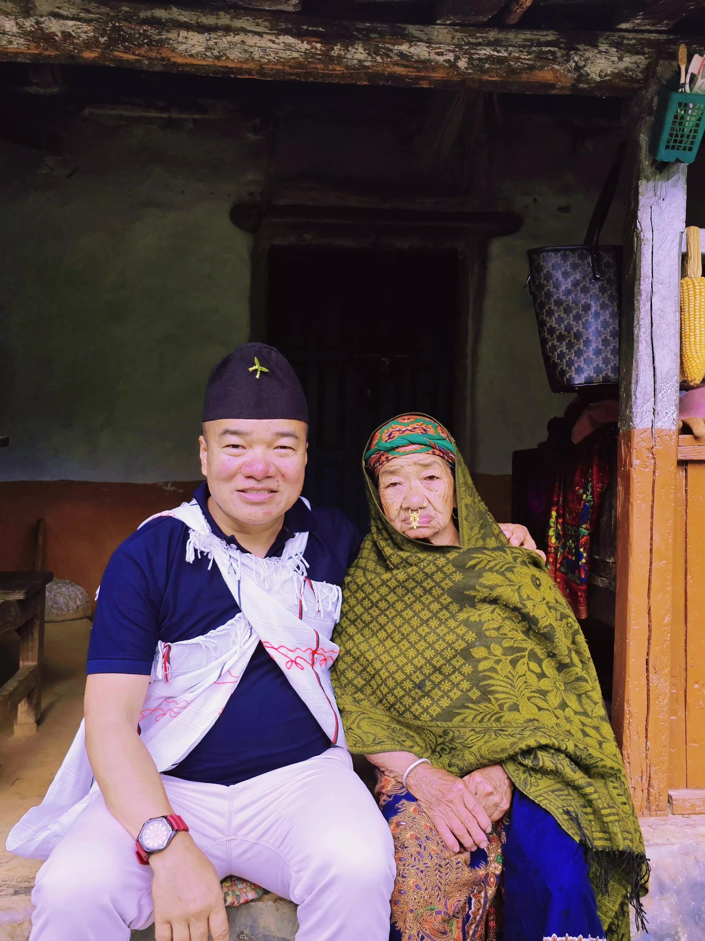 @🇳🇵तीर्थ मगर ❣️🇶🇦🚶♂️