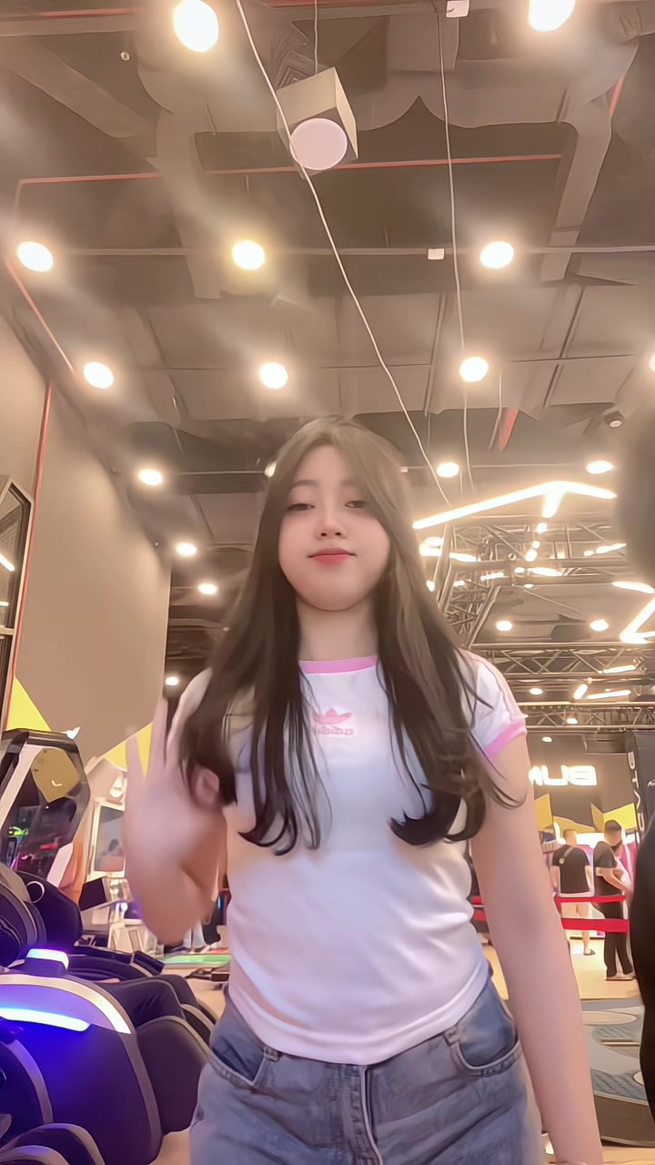 @Erlynna